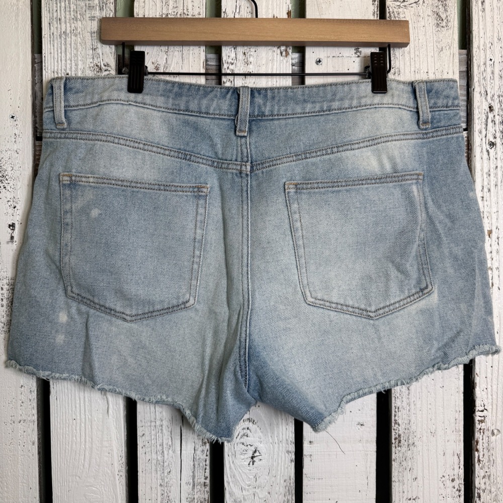Time and Tru Light Blue Distressed Denim Jean Shorts - Picture 3 of 10
